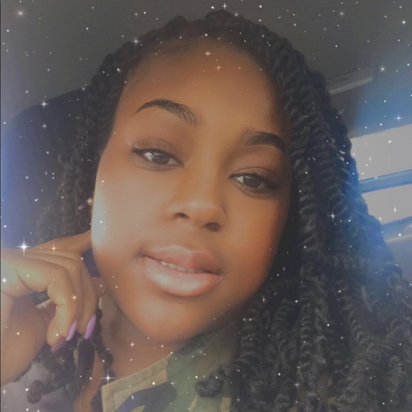 Meet your Posher, Bricyn - Picture 1 of 1